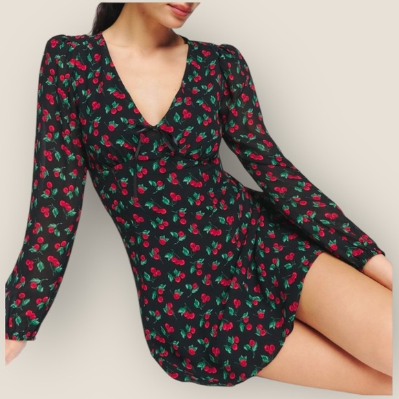 Reformation | Ferris Dress | Cherry Pie Print | Size 6 | NWT - Picture 3 of 12